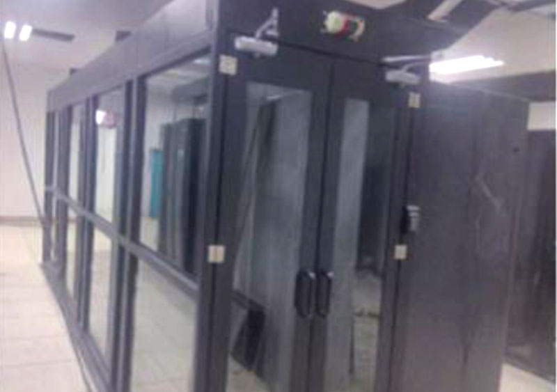 非標(biāo)冷通道機柜